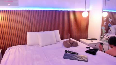 Sofia Castrillon online show from December 2025 12:14:01 PM