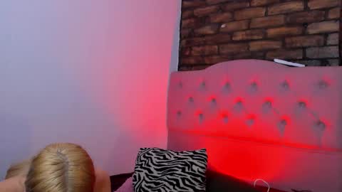 Snapshot of celestepaige__ chatting on September 2025 12:34:01 AM Celeste online show from September 2025 12:34:01 AM