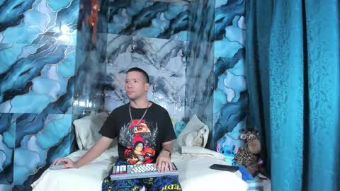 celesteyorucso1 online show from October 2025 11:27:02 PM