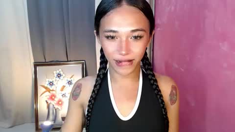 merry joannah online show from November 2025 05:01:02 PM