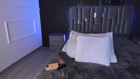 Celeste Bloom online show from December 2024 09:32:02 AM