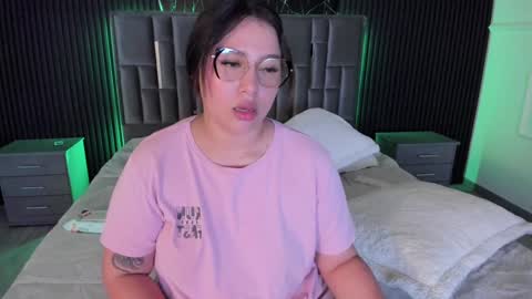 Celeste Bloom online show from December 2024 04:32:01 AM