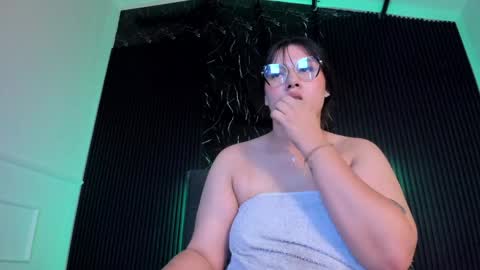 Celeste Bloom online show from January 2025 09:37:02 AM