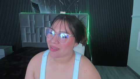 Celeste Bloom online show from February 2025 09:49:01 AM