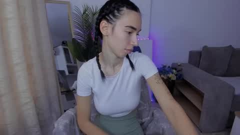 Snapshot of celine_roxelle chatting on September 2025 03:05:01 PM Celine Roxelle online show from September 2025 03:05:01 PM