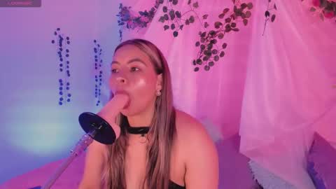 Hello guys my name is Sofi and Lizzie and  Vanessa online show from November 2025 10:54:02 PM