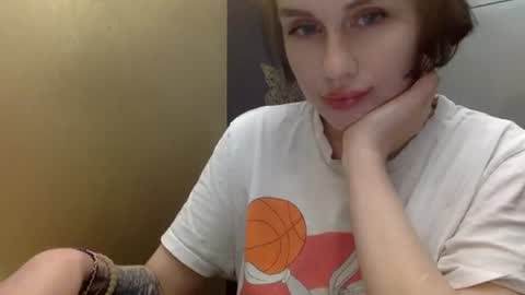 Snapshot of cerisedood82 chatting on April 2026 07:27:01 PM Eva online show from April 2026 07:27:01 PM