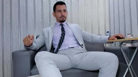 Cesar online show from January 2026 04:01:01 PM