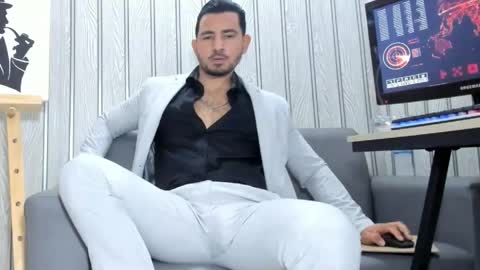 Cesar online show from April 2026 04:52:01 PM