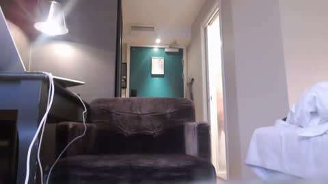 Snapshot of cfnmfriendly chatting on December 2024 01:45:02 PM cfnmfriendly online show from December 2024 01:45:02 PM