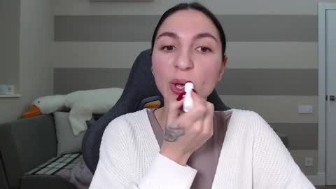 Kate online show from February 2025 09:53:02 AM