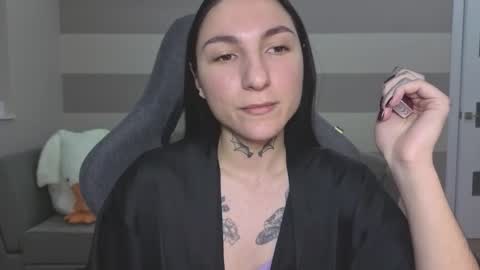 Kate online show from October 2025 09:05:02 AM