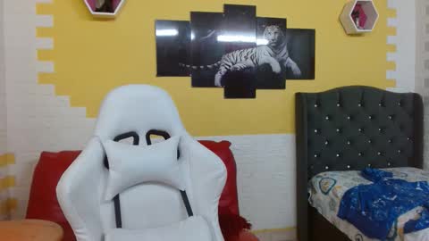 chacorta_ online show from April 2026 02:03:02 PM