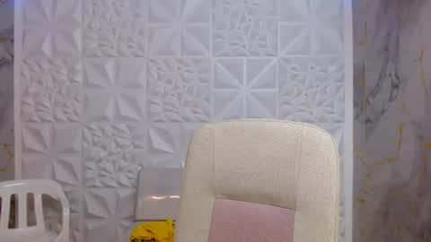 Snapshot of chacorta_ chatting on June 2026 01:42:01 PM chacorta_ online show from June 2026 01:42:01 PM