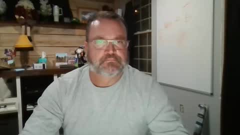 chadmichaell online show from December 2025 01:13:01 AM