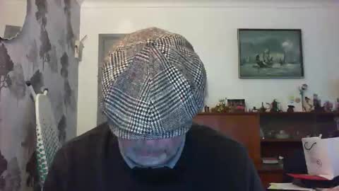 Snapshot of champers37 chatting on December 2025 09:48:01 AM Champers online show from December 2025 09:48:01 AM