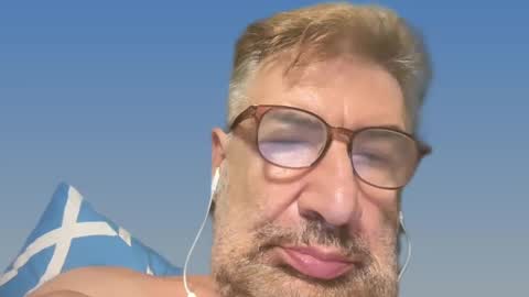 Snapshot of champsex305610 chatting on March 2025 05:58:02 PM champsex305610 online show from March 2025 05:58:02 PM