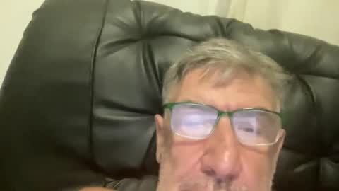 Snapshot of champsex305610 chatting on February 2026 05:40:02 PM champsex305610 online show from February 2026 05:40:02 PM