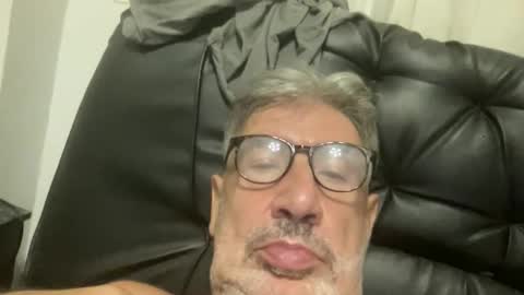 Snapshot of champsex305610 chatting on March 2026 05:53:02 PM champsex305610 online show from March 2026 05:53:02 PM