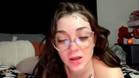 Chances Bunny online show from October 2025 10:33:01 AM