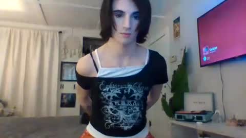 chanel2002 online show from March 2025 05:33:02 PM