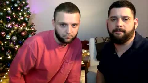 Snapshot of change340 chatting on December 2024 01:22:01 AM TATS AND TANNED online show from December 2024 01:22:01 AM