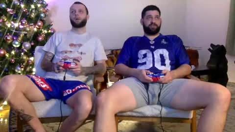 Snapshot of change340 chatting on December 2024 01:50:02 AM TATS AND TANNED online show from December 2024 01:50:02 AM