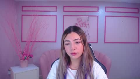 channel_blonde_a online show from January 2025 04:46:02 PM