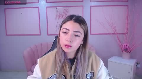 channel_blonde_a online show from January 2025 04:30:01 PM