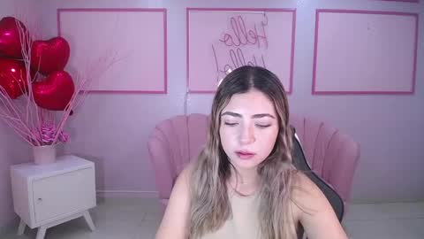 channel_blonde_a online show from March 2025 04:35:01 PM