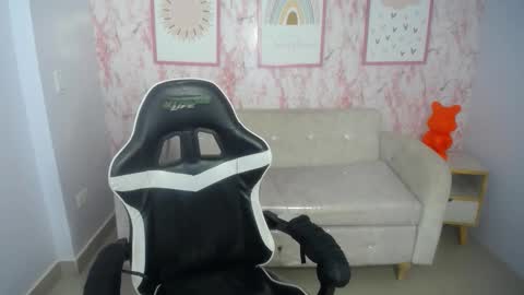 Channel Garcia online show from November 2025 09:52:02 PM