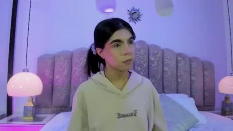 Snapshot of channel_sofia chatting on June 2026 11:28:01 PM Channel Sofia online show from June 2026 11:28:01 PM