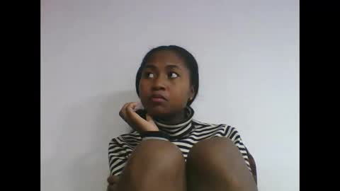 Snapshot of chantale483461 chatting on June 2026 05:30:02 AM chantale483461 online show from June 2026 05:30:02 AM