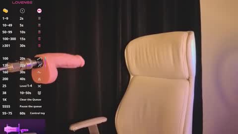 Chantall online show from October 2025 04:53:02 AM