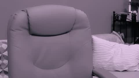 The Queen online show from February 2025 07:05:01 AM