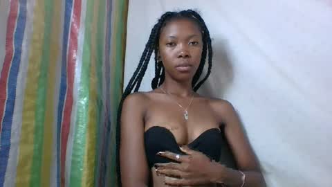 chariola0101 online show from January 2025 03:37:01 AM