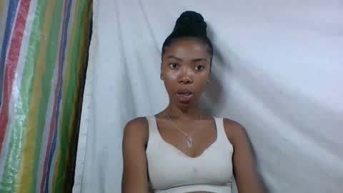 chariola0101 online show from February 2025 06:58:02 AM