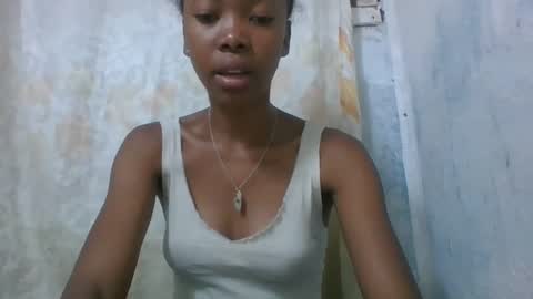 chariola0101 online show from February 2025 05:40:01 AM