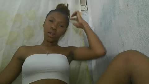 chariola0101 online show from February 2025 07:17:02 PM