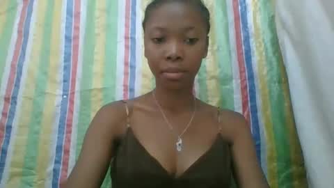 chariola0101 online show from February 2025 01:37:01 PM