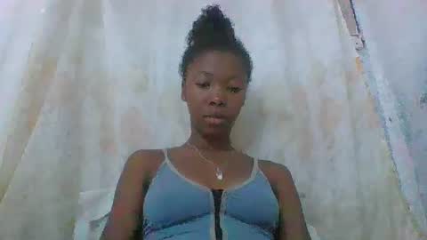 chariola0101 online show from February 2025 04:32:01 PM