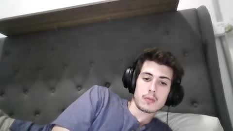 Snapshot of charismaticcharm chatting on January 2025 10:39:02 AM charismaticcharm online show from January 2025 10:39:02 AM