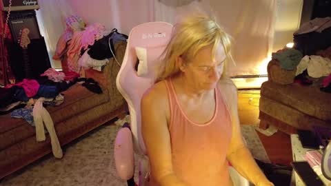 Charli online show from October 2025 10:43:02 PM