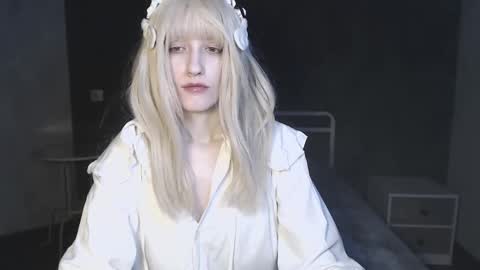 Snapshot of charlie_crystal chatting on February 2026 03:13:01 AM Charlie online show from February 2026 03:13:01 AM