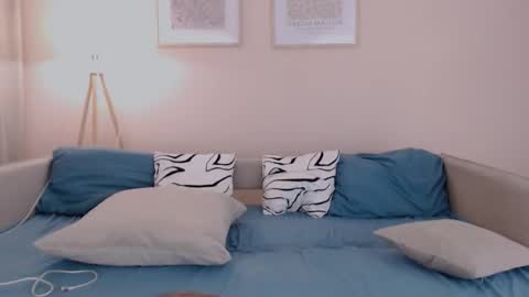 Snapshot of charlie_madison1 chatting on November 2025 04:58:02 PM Charley online show from November 2025 04:58:02 PM