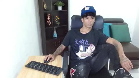 Snapshot of charlie_oconnor chatting on January 2025 03:35:01 AM Charlie oconnor online show from January 2025 03:35:01 AM