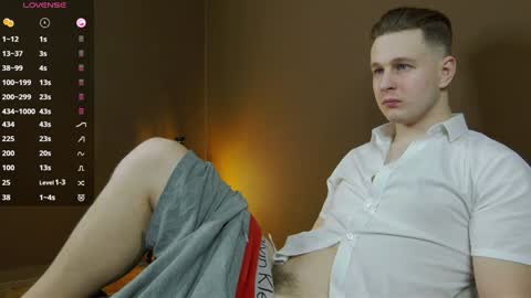 Snapshot of charlie_smiley chatting on December 2024 01:58:01 AM Charlie Smiley online show from December 2024 01:58:01 AM