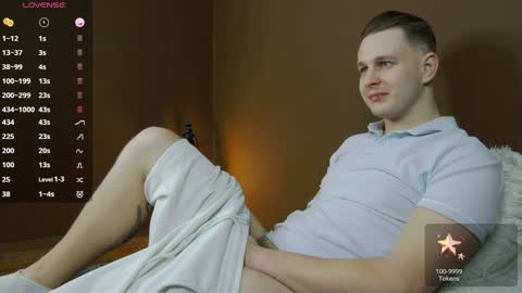 Snapshot of charlie_smiley chatting on December 2024 05:26:02 AM Charlie Smiley online show from December 2024 05:26:02 AM