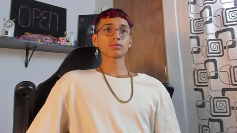 Charles Russo online show from December 2024 08:21:02 PM