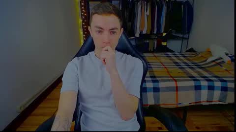 carlos reyes online show from March 2026 09:26:02 AM